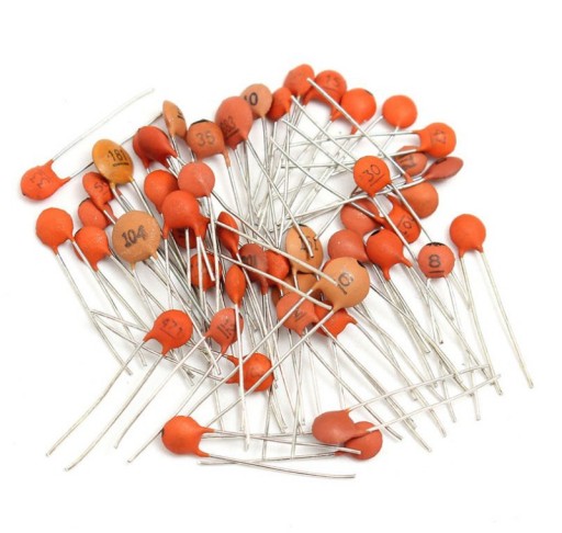 Keramický kondenzátor 3,9pF 50V R=2,54mm x 50ks