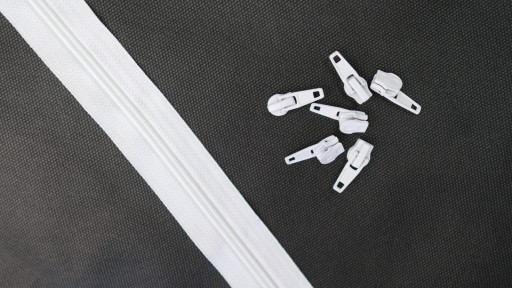 PÁSKA NA Zips BIELY Zips 5 MM ŠPIRÁLA + Zipsy