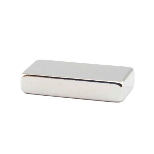 NEODYMIOVÝ MAGNET TANIER 15x6x6 N38 - 5 KS