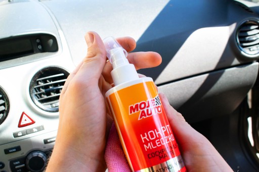 MY CAR MILK KOKPIT LESKLÝ VANILKA 300ml