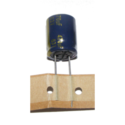 Elektrolytový kondenzátor 470uF 63V 16x20mm LOW ESR
