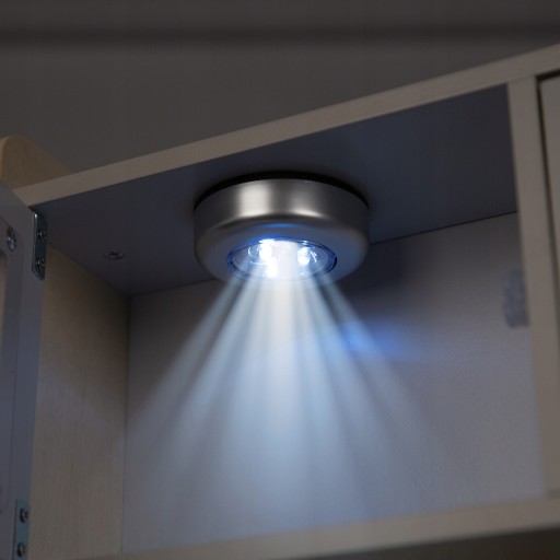 SAMOLEPIACA DOTYKOVÁ LAMPA, NA BATÉRIU, 3 LED DO KUCHYNE DETSKÉHO DOMU