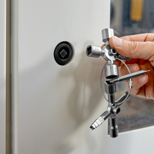 Kľúč elektrických skríň rozvádzačov 10