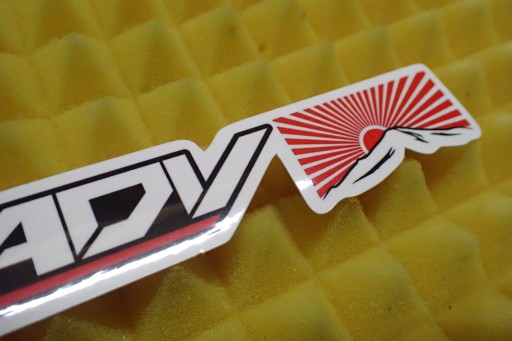 NÁLEPKA HONDA XADV X-ADV JAPONSKO NÁLEPKA 19 x 3 cm