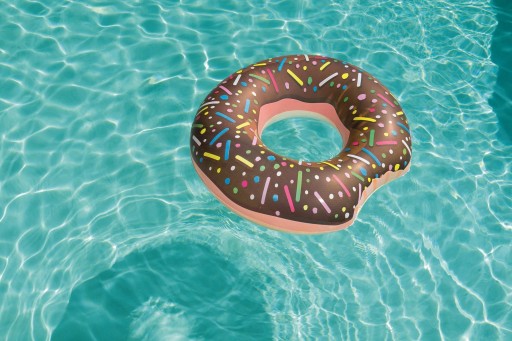 VEĽKÉ NAFUKOVACIE KOLESO DONUT NA PLÁVANIE, MATRAC DONUT XXL DO DETSKÉHO BAZÉNA