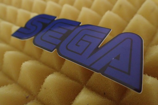 SEGA NÁLEPKA NÁLEPKA 9,5 x 3,1 cm