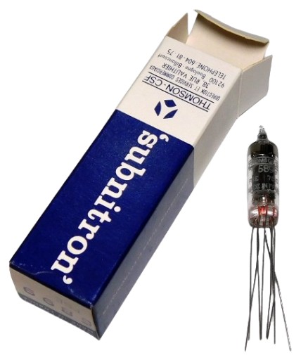 Lampa 5899 THOMSON France NEPOUŽITÁ