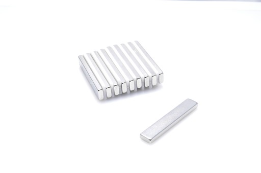 Neodymový tanierový magnet MPŁ 40x7x3 N38