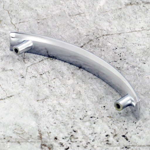 ÚCHYTKA NÁBYTKU KUCHYŇSKÁ SKRIŇKA ÚCHYTKA ZÁSUVKA ÚCHYTKA CHROM. 96MM