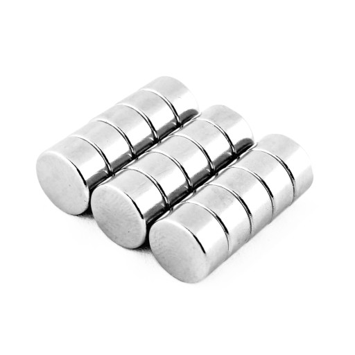 VALEC NEODYMIOVÝ MAGNET 8x4 N38 SADA 15 ks