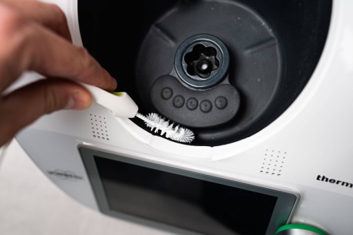 Čistiaca kefka na kryt Thermomix TM6 TM5