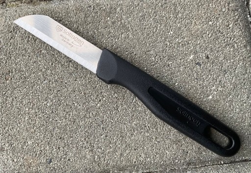 NÔŽ KUCHYNSKÝ NÔŽ NEMECKÁ SOLINGEN LOPAČKA NA LÚPANIE ZELENINY 6cm 2ks