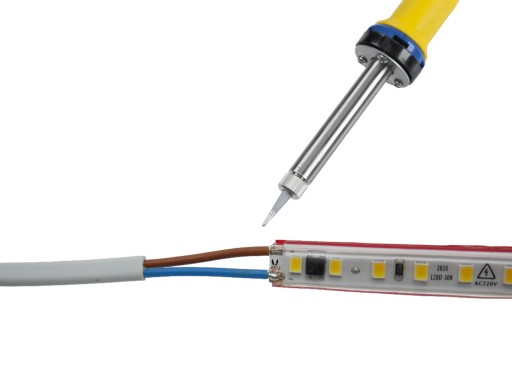 LED PÁS 230V 2835 120 LED 10W STUDENÁ BIELA, KAŽDÝCH 10 CM ZREZANÁ BEZ NAPÁJANIA