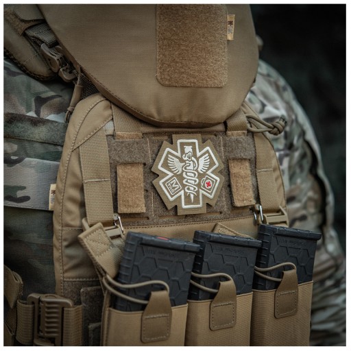 NÁŠIVA ZNAKU STAR OF LIFE CADEUCE VÝŠIVKA M-TAC COYOTE