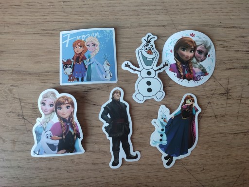 VEĽKÁ SADA MRAŽENÝCH NÁLEPOK ELSA ANNA 50 KS