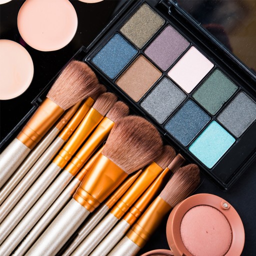 SADA PROFESIONÁLNYCH ŠTETEC NA MAKEUP 12 KS PÚZDRA