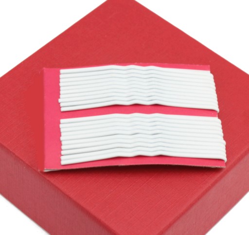 BIELE KLASICKÉ KOVOVÉ CRIPSY DO VLASOV, 20 kusov, 6 cm