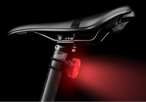LED ZADNÉ SVETLO NA BICYKEL LED SVETLO NA BICYKEL 4 REŽIMY VODEODOLNÉ