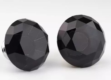 KRYŠTÁLOVÝ GOMBÍK 30mm Čierny+zlatý KRYŠTÁL