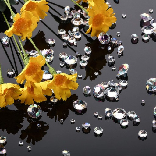Ozdobné kryštály Confetti Diamonds tmavočervené 4,5mm 1000 kusov