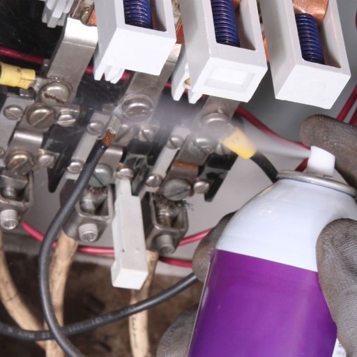 Sprej na čistenie drôtov a kontaktov elektrických častí K2 KONTAKT 400ml