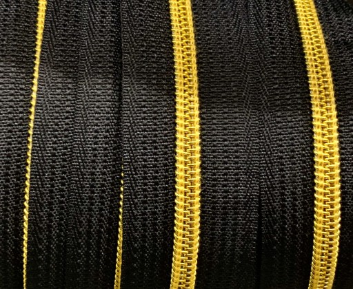 LuxTextil Zipsová páska Zips 5mm ŠPIRÁLOVÝ Zips PO METROCH 1m ZLAT