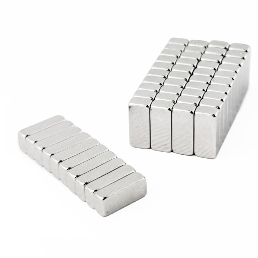 NEODYMOVÝ MAGNET TAŠŤOVÝ 7x3x2 N38 - 50 KS
