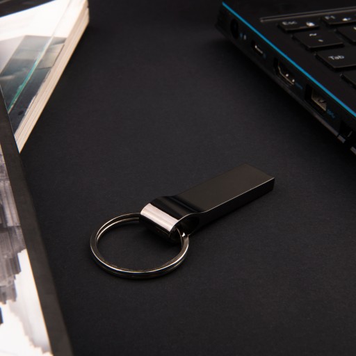 Kovový prívesok mini 1 GB USB 2.0 + GADGET NA GRAVÍROVANIE LOGA
