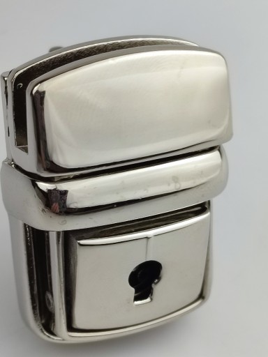 Zapínanie na zips na kabelku 27/40 mm strieborná