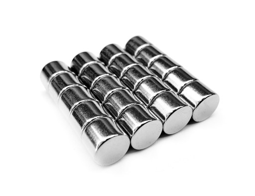 NEODYMOVÝ MAGNET NEODYMOVÝ MAGNET 8x8 8/8 mm