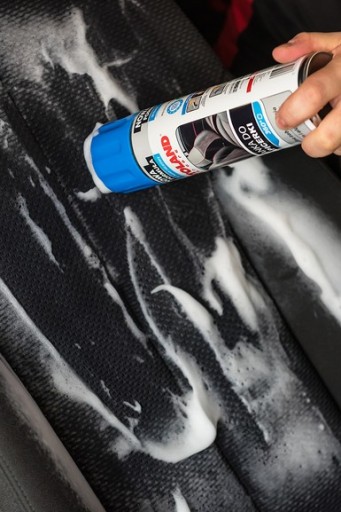 Čistiaca pena na čalúnenie Autoland s kefou v spreji 500 ml
