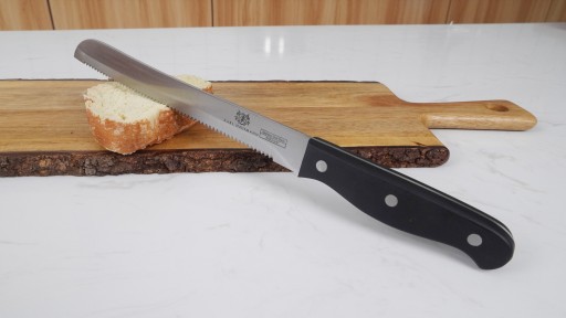 NÔŽ NA CHLEBA 20 CM NEREZ
