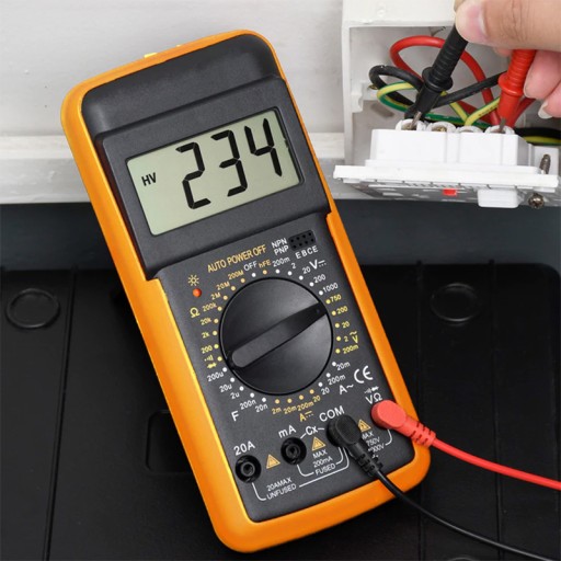 PROFESIONÁLNY MERAČ PRÚDU, LCD MULTIMETER