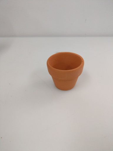 D hrniec: 5 cm, V: 4,2 cm