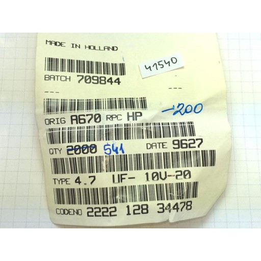 Pevný Al kondenzátor 4,7uF 10V R5 20% 128-SAL x20
