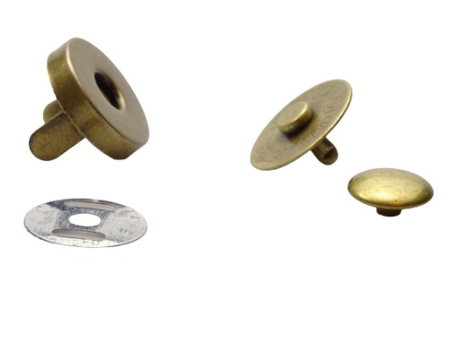 Magnetická spona na tašku s 1 18 mm starým zlatým nitom