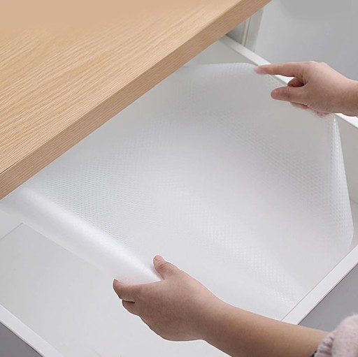 Protišmyková ochranná podložka do zásuviek 150x50
