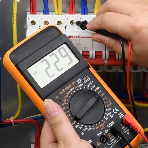PROFESIONÁLNY MERAČ PRÚDU, LCD MULTIMETER