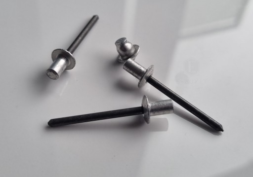 Slepé nity tesné ALU/OCEL 4 x 8 mm Slepé nity tesné