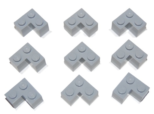 LEGO 2357 ROHOVÁ TEHLA 2x2 svetlosivá (10g) 9 ks