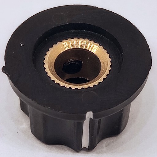 GOMBÍK POTENCIOMETRA S ALU KRYTOM -32MM
