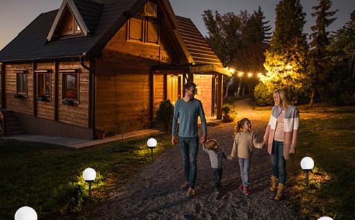 SOLAR LED Záhradná lampa, BIELA GUĽA, 15 cm