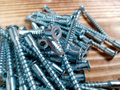 KONFIRMAT SKRUTKA KONFIRMATY 5 x 50 mm 100 ks.