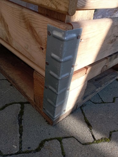 Roh pre paletový box 1 ks
