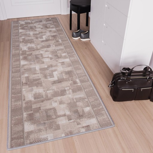 PROTIŠMYKOVÝ KOBEREC 67 cm S 37 tr