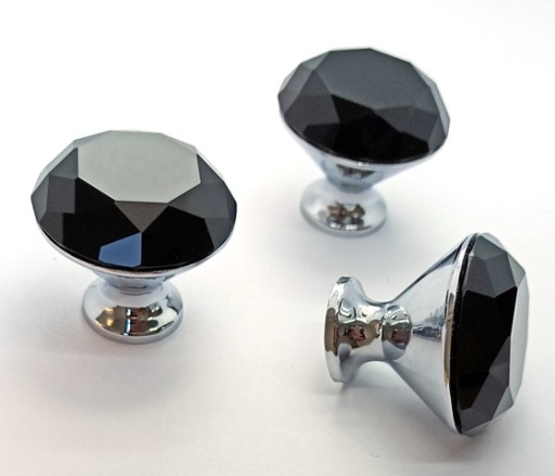 KĽÚČKA NA NÁBYTKU KĽÚČKA CRYSTAL BLACK FI40 KRÁSNY DIAMANT