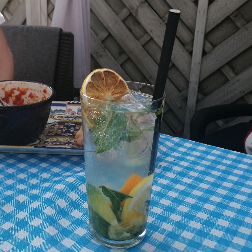 Hrubé, čierne papierové slamky na granitu, kašu, koktejlky, 8 mm, 100 ks.