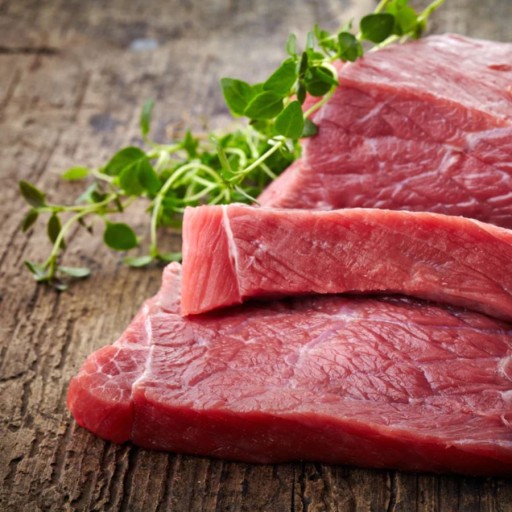 CARNILOVE chrumkavá pochúťka pre psov Pštros s černicami 200g