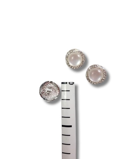Strieborný gombík na sako so zirkónmi 23 mm, 1 kus