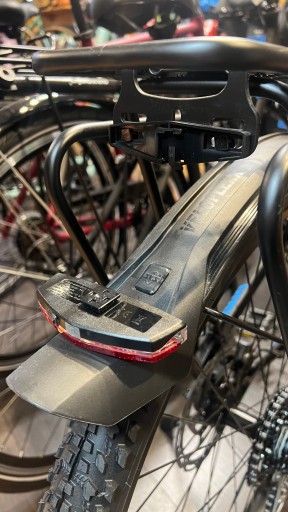 XLC CL-R18 LED zadné nosičové svietidlo 50/80 mm pripravené na E-Bike